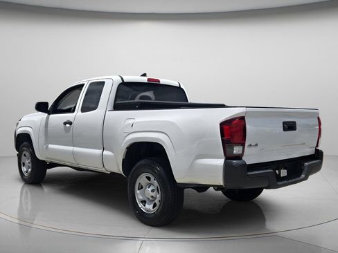 Used 2019 Toyota Tacoma SR AWD/4WD image 7