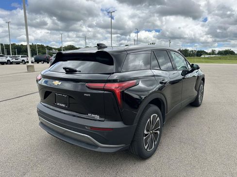 Used 2024 Chevrolet Blazer EV LT AWD/4WD image 9