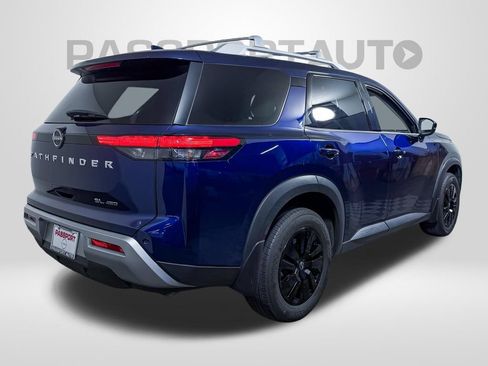 Certified 2024 Nissan Pathfinder SL AWD/4WD image 9