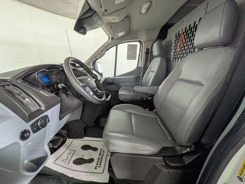 Used 2019 Ford Transit 250 Base image 16