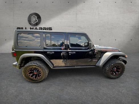 Used 2019 Jeep Wrangler Unlimited Rubicon w/ Cold Weather Group AWD/4WD image 4