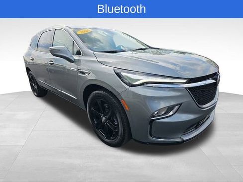 Used 2024 Buick Enclave Essence w/ Experience Buick Package image 7