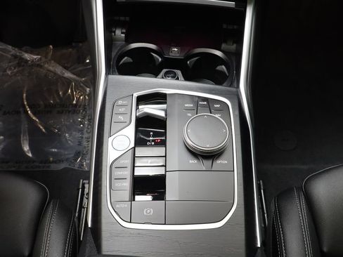 Certified 2023 BMW i4 eDrive35 w/ Premium Package image 12