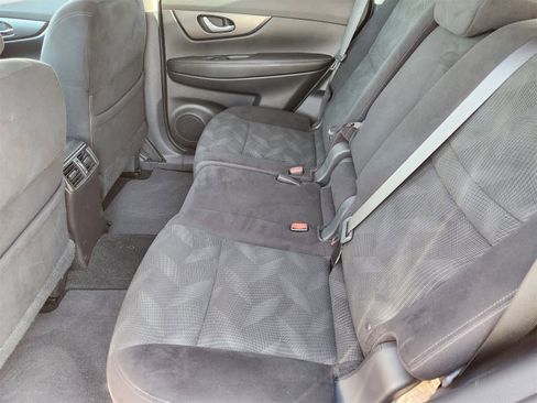 Used 2014 Nissan Rogue SV w/ SV Premium Package image 24