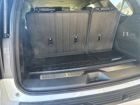 New 2026 GMC Yukon Denali w/ LPO, Floor Liner Package image 55