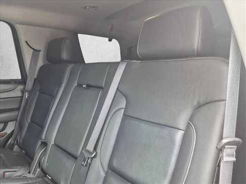 Used 2018 GMC Yukon SLT RWD image 14