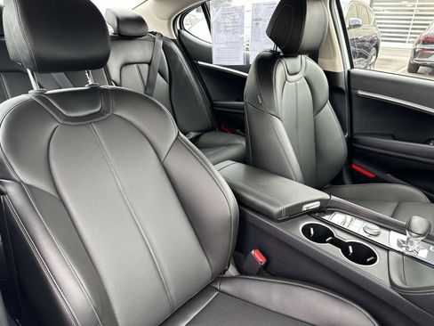 Used 2026 Genesis G70 2.5T RWD image 37