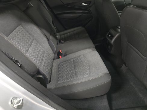 Used 2022 Chevrolet Equinox LT w/ LPO, Floor Liner Package image 17
