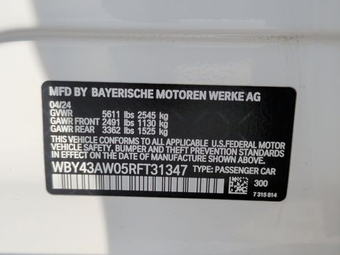 Used 2024 BMW i4 eDrive35 w/ Premium Package RWD image 41