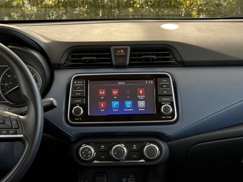 Used 2025 Nissan Versa SV FWD image 16