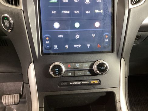 Certified 2023 Ford Edge SEL w/ Convenience Package AWD/4WD image 24
