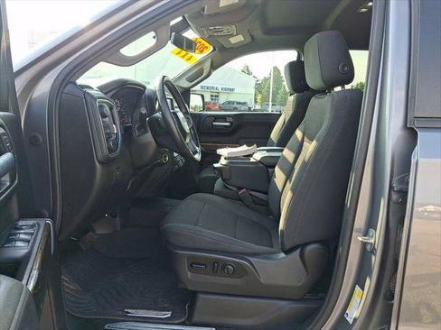 Used 2021 Chevrolet Silverado 1500 LT AWD/4WD image 14