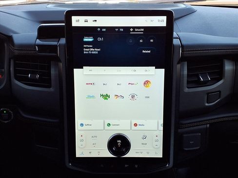 Used 2022 Ford Expedition Platinum image 29