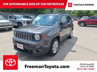 Used 2017 Jeep Renegade Latitude w/ Popular Equipment Group FWD video 1