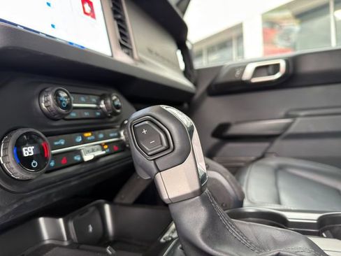 Used 2025 Ford Bronco Outer Banks w/ Sasquatch Package AWD/4WD image 38