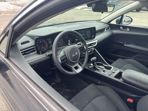 Used 2021 Kia K5 LXS AWD/4WD image 8