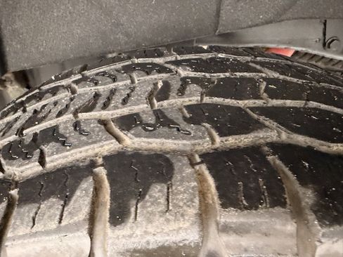 Used 2021 GMC Sierra 3500 Denali w/ Denali Black Diamond Edition image 15