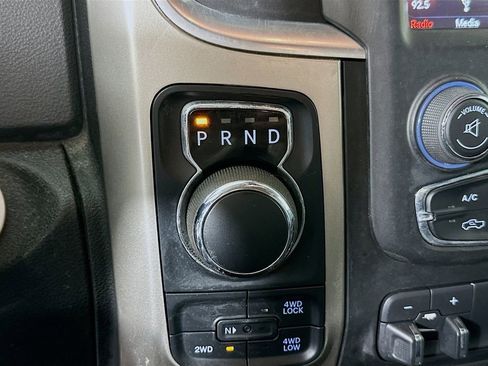 Certified 2019 RAM 1500 Classic SLT w/ Luxury Group image 22