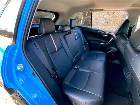 Used 2019 Toyota RAV4 Adventure image 18