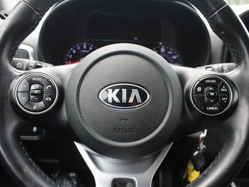 Used 2021 Kia Soul X-Line image 16