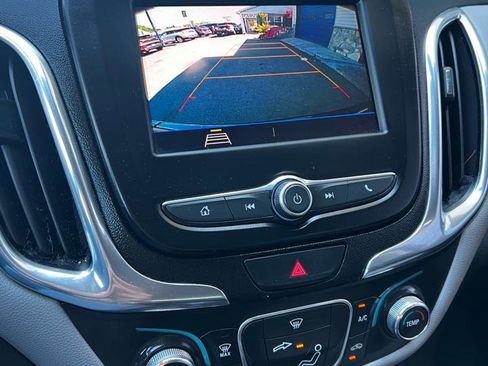 Used 2020 Chevrolet Equinox LT AWD/4WD image 22