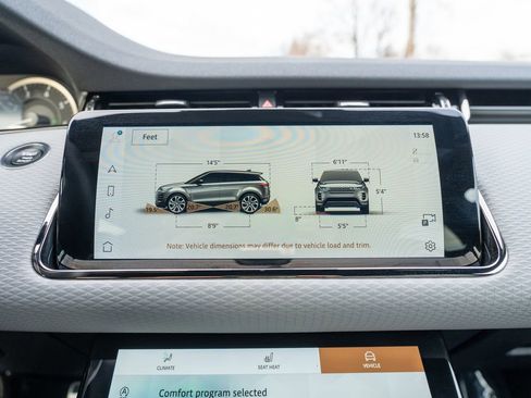 Used 2023 Land Rover Range Rover Evoque R-Dynamic S image 28