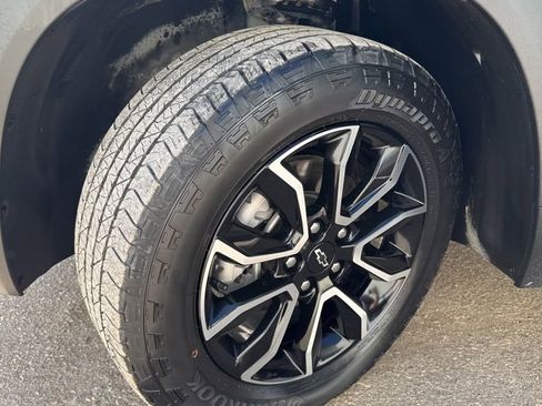 Used 2024 Chevrolet TrailBlazer ACTIV w/ Convenience Package AWD/4WD image 26