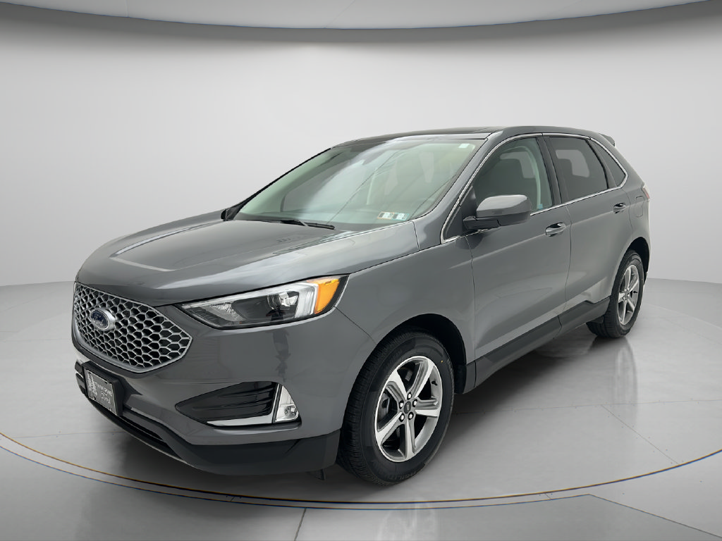 Used 2024 Ford Edge SEL w/ Convenience Package AWD/4WD image 3