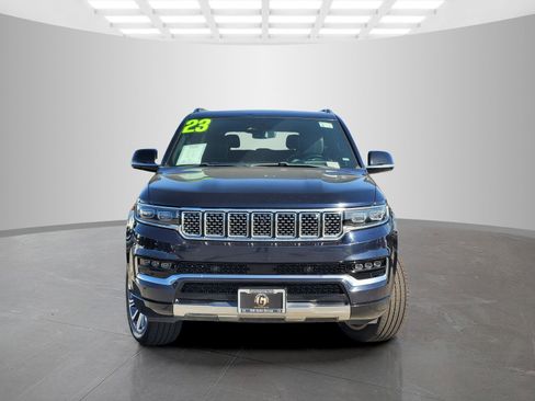Used 2023 Jeep Grand Wagoneer L Series II AWD/4WD image 2