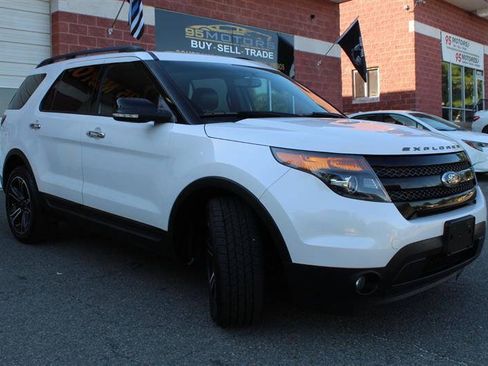 Used 2014 Ford Explorer Sport w/ Equipment Group 401A AWD/4WD image 7