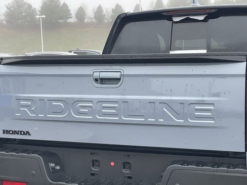New 2026 Honda Ridgeline Black Edition image 24