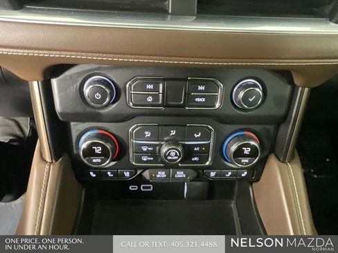 Used 2021 Chevrolet Tahoe High Country w/ Premium Package AWD/4WD image 39