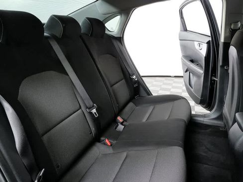 Used 2024 Kia Forte LXS w/ LXS Technology Package FWD image 19