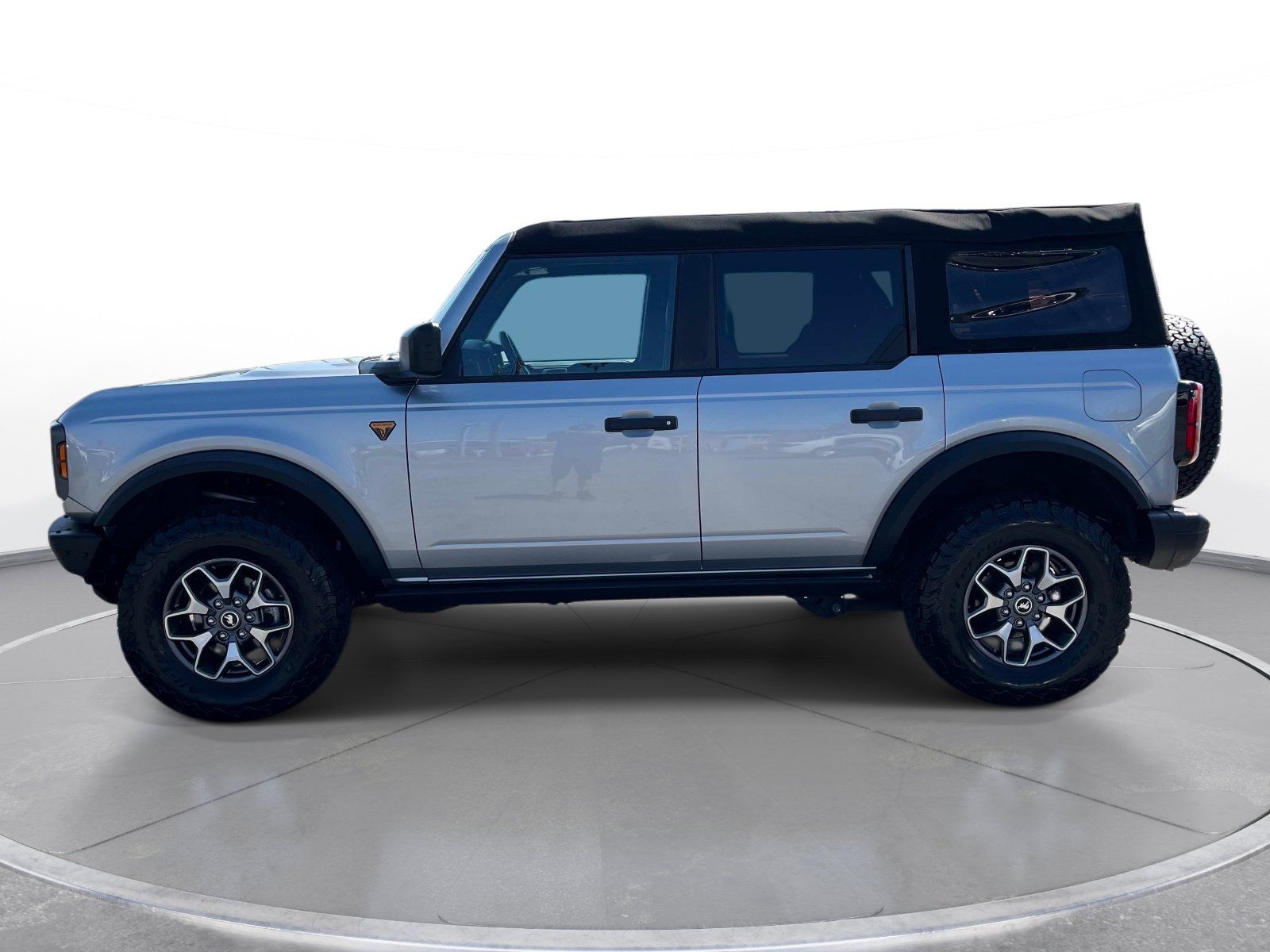 Used 2024 Ford Bronco Badlands AWD/4WD image 8