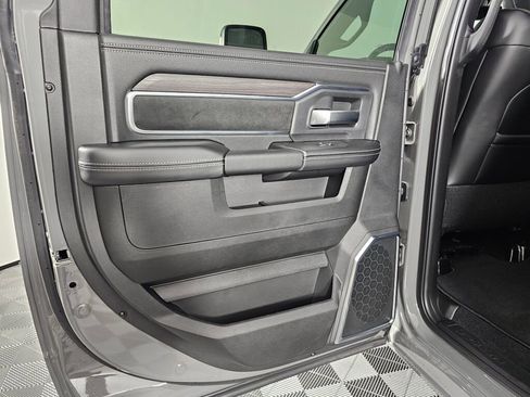 New 2026 RAM 2500 Laramie w/ Night Edition AWD/4WD image 33