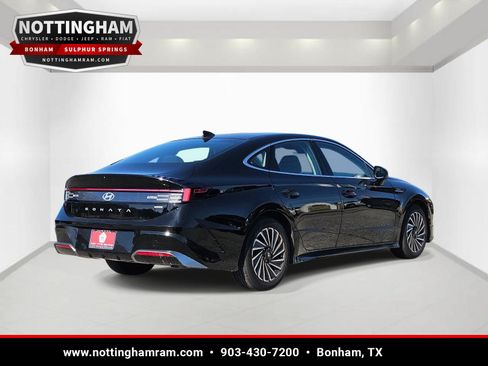 Used 2025 Hyundai Sonata SEL FWD image 4