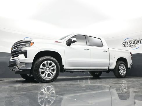 Used 2024 Chevrolet Silverado 1500 LTZ AWD/4WD image 31