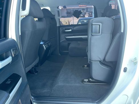 Used 2016 Toyota Tundra SR5 image 13