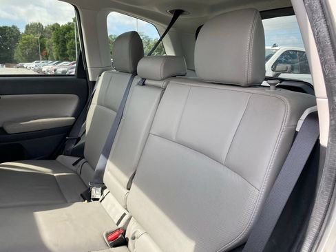 Used 2016 Subaru Forester 2.5i Touring w/ Protection Package #2 AWD/4WD image 17