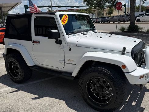 Used 2014 Jeep Wrangler Sahara w/ Connectivity Group AWD/4WD image 3