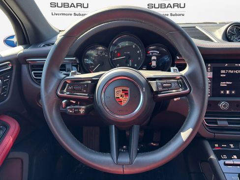 Used 2026 Porsche Macan AWD/4WD image 13