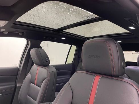 New 2026 Chevrolet Traverse RS w/ LPO, Floor Liner Package image 7