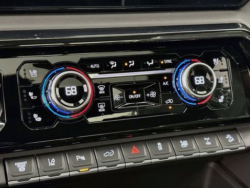 Certified 2024 GMC Sierra 2500 AT4X AWD/4WD image 19