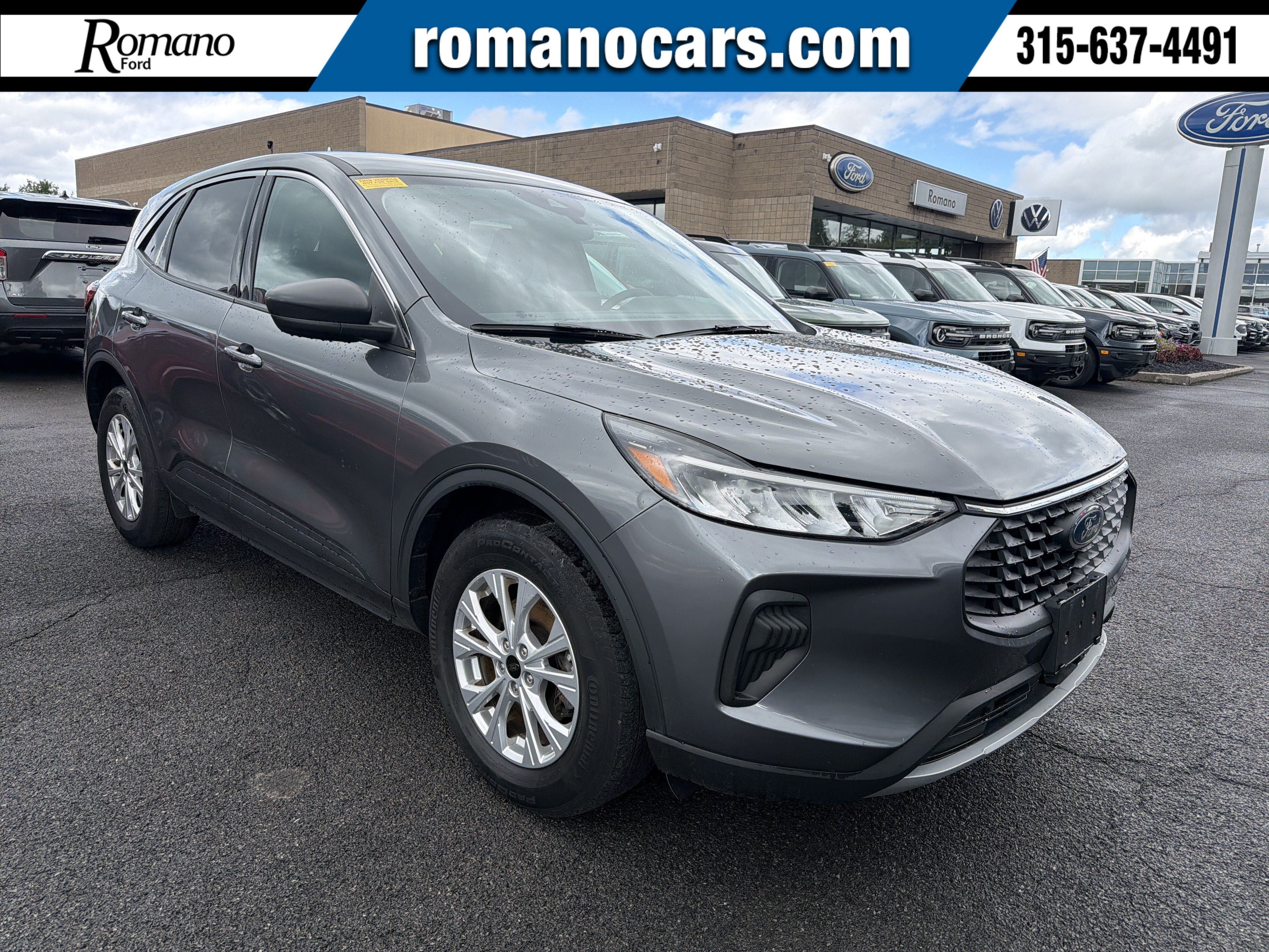 Used 2023 Ford Escape Active AWD/4WD image 1