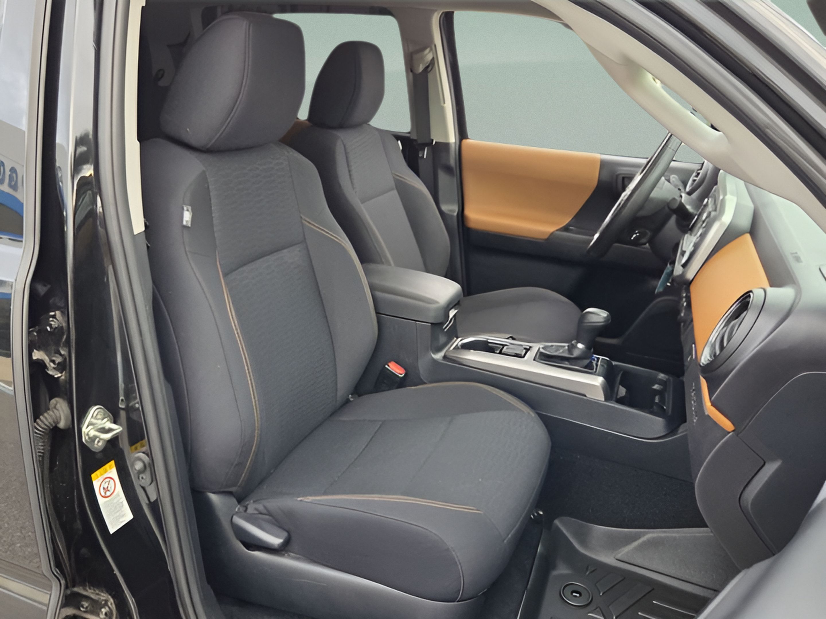 Used 2019 Toyota Tacoma SR5 RWD image 20