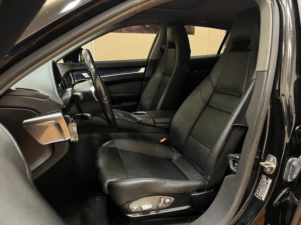 Used 2014 Porsche Panamera 4 AWD/4WD image 15