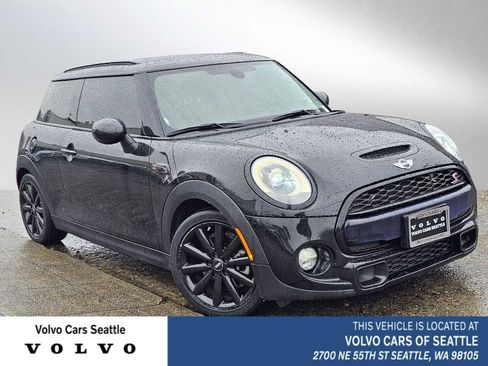 Used 2015 MINI Cooper S image 1