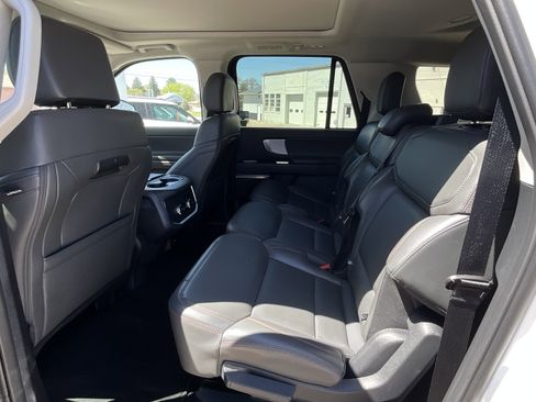 Certified 2025 Ford Expedition Max Active AWD/4WD image 16