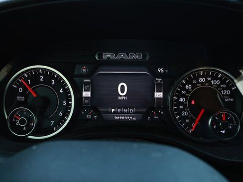 Used 2022 RAM 1500 Big Horn RWD image 7