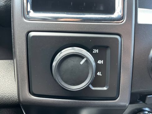 Used 2015 Ford F150 XLT w/ Equipment Group 302A Luxury AWD/4WD image 15